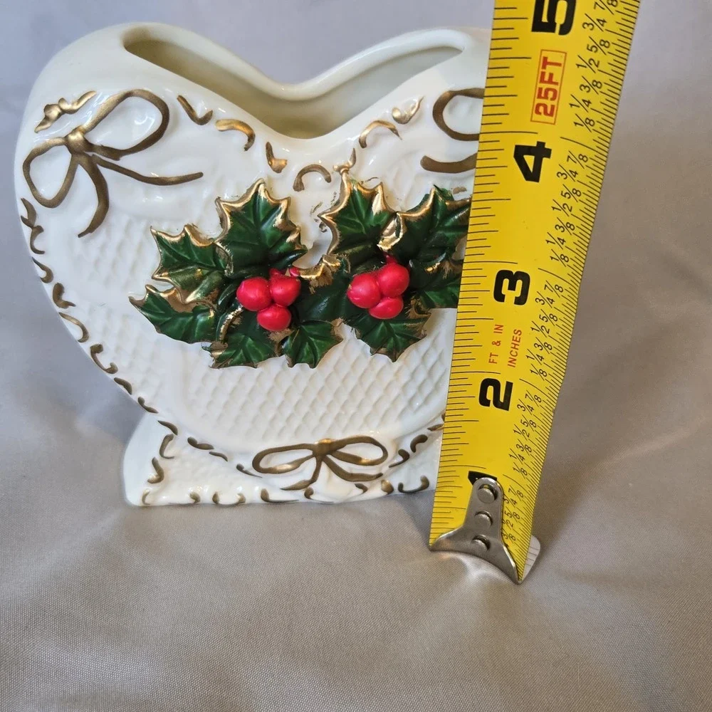 Vintage Christmas Heart Shaped Ceramic Planter Vase Holly Berries Gold Trim